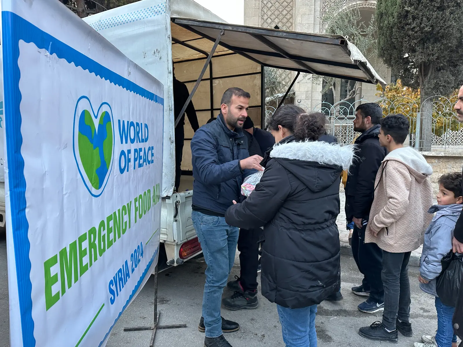 World of Peace Hilfsstand in Syrien